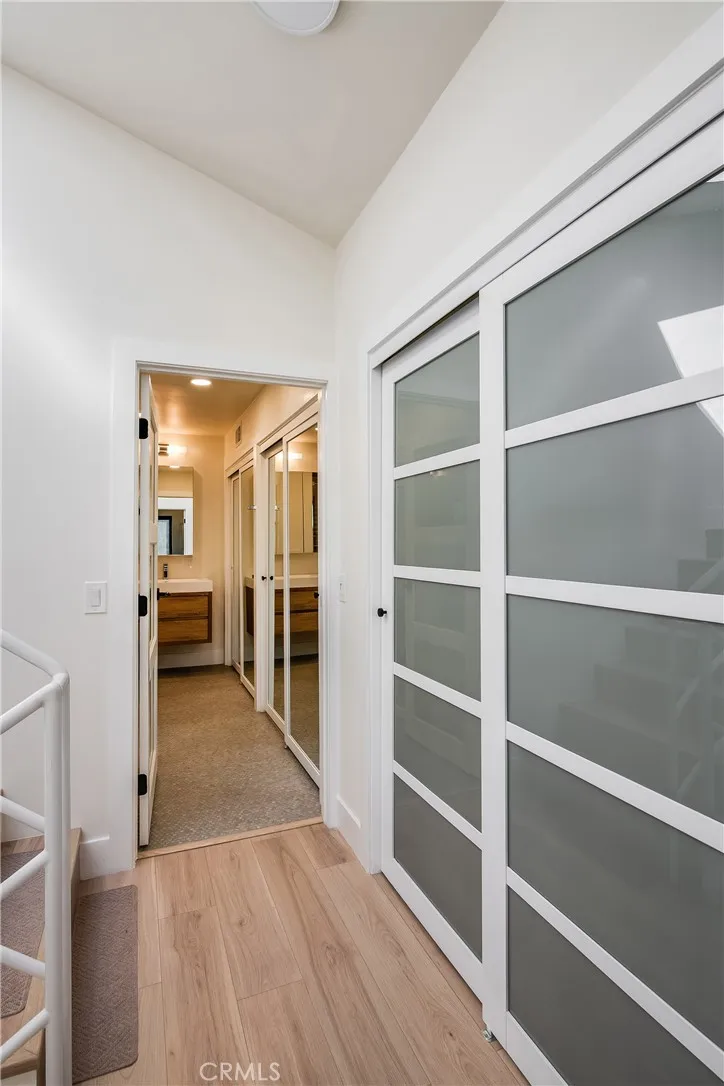 1800 Silverwood Terrace Los Angeles, CA 90026