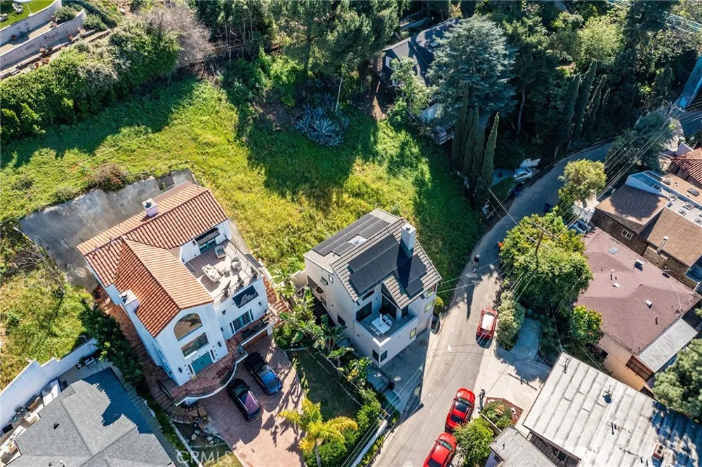 1800 Silverwood Terrace Los Angeles, CA 90026