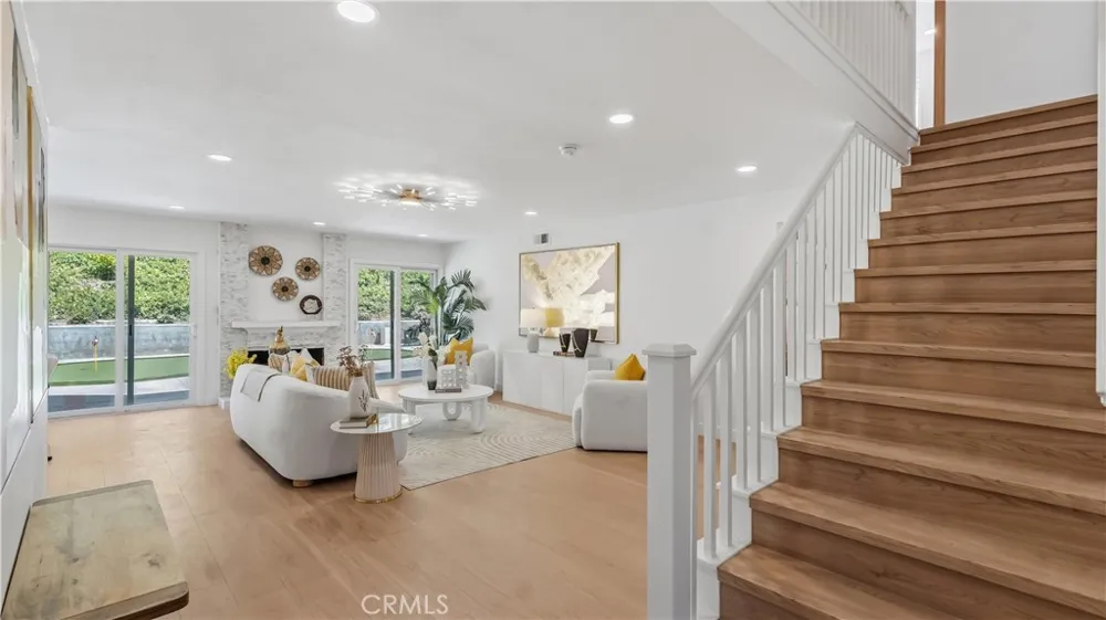 25555 Fallenwood Lake Forest, CA 92630