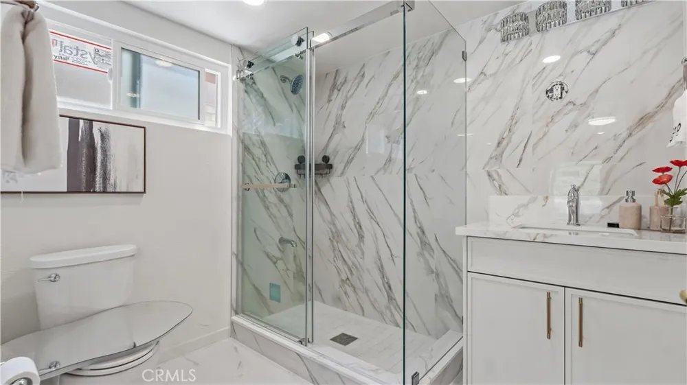 25555 Fallenwood Lake Forest, CA 92630