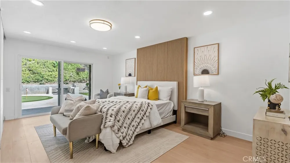 25555 Fallenwood Lake Forest, CA 92630