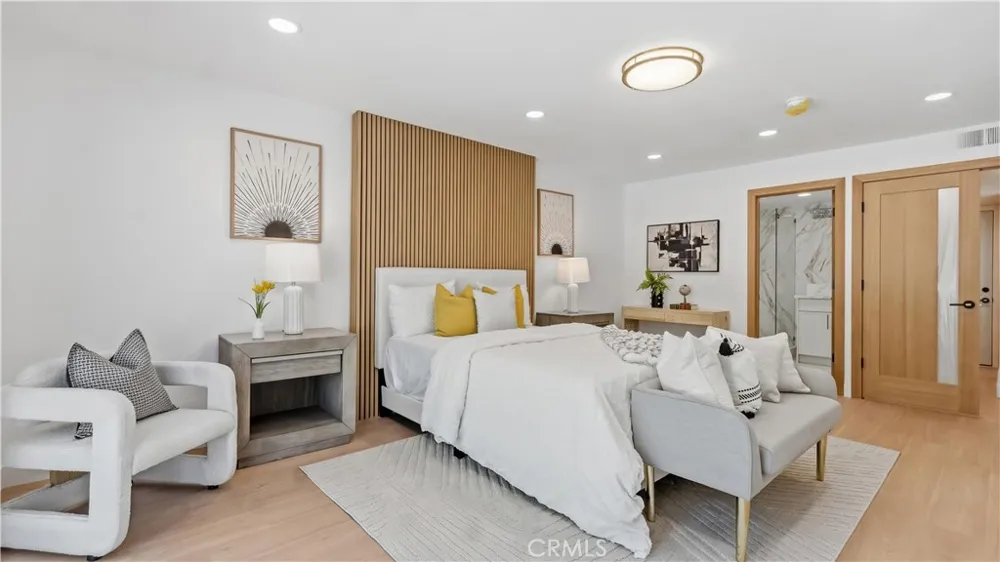25555 Fallenwood Lake Forest, CA 92630