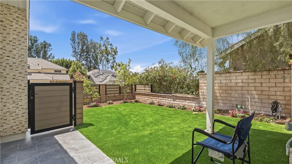 25555 Fallenwood Lake Forest, CA 92630