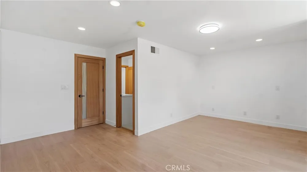 25555 Fallenwood Lake Forest, CA 92630