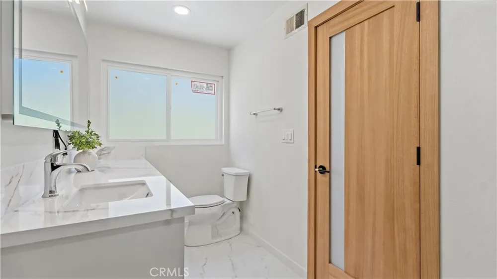 25555 Fallenwood Lake Forest, CA 92630