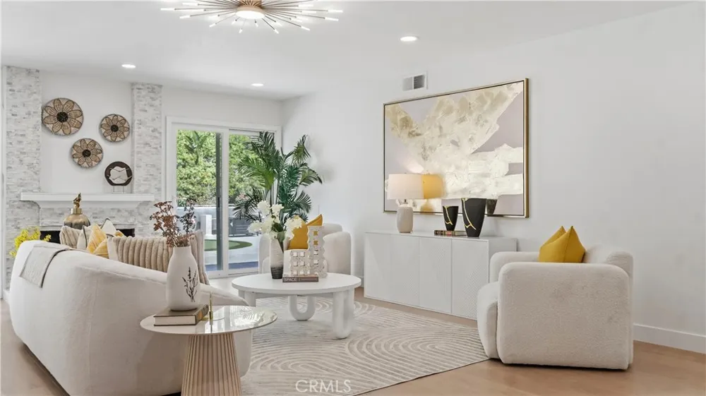 25555 Fallenwood Lake Forest, CA 92630