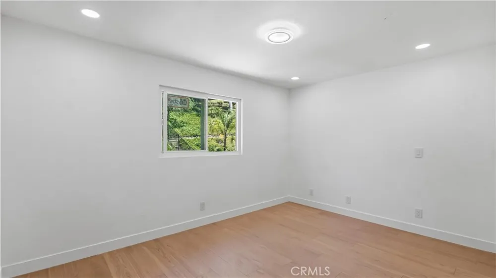 25555 Fallenwood Lake Forest, CA 92630
