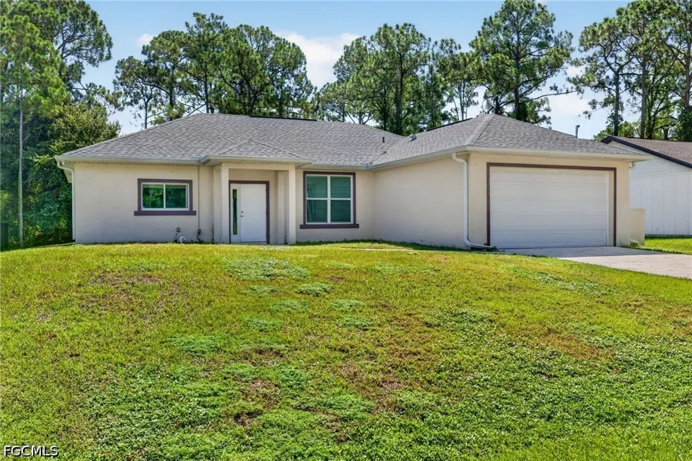 Robert Avenue Alva, FL 33920