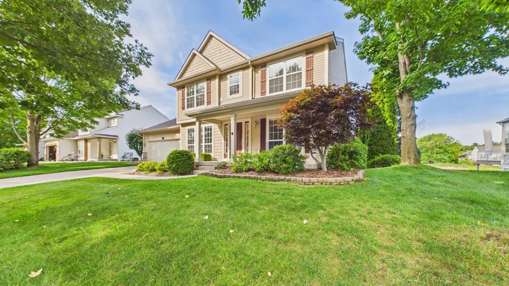 6747 Winter Creek Road Norton Shores, MI 49444