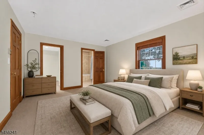 8 Meadowlark Way East Amwell, NJ 08551
