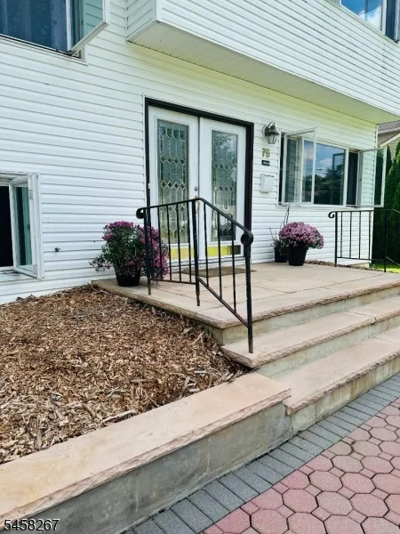 75 S Ashby Ave Livingston, NJ 07039