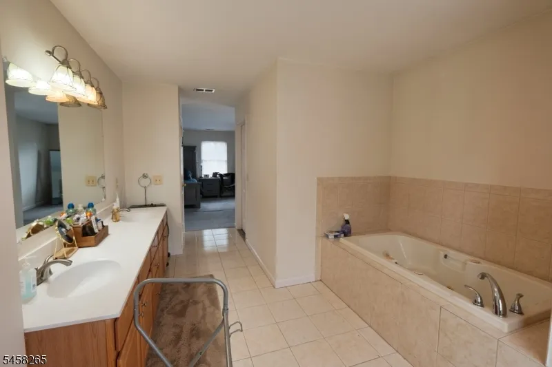 431 E 7Th St Plainfield City, NJ 07060