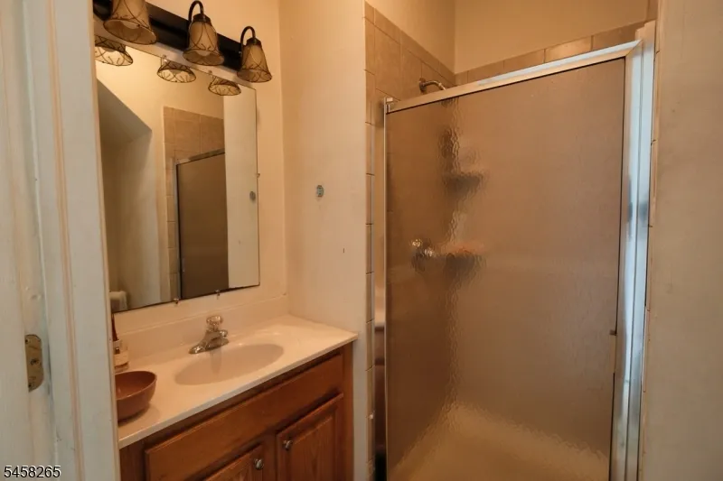 431 E 7Th St Plainfield City, NJ 07060