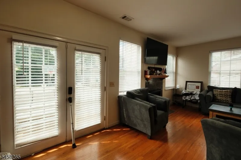 431 E 7Th St Plainfield City, NJ 07060