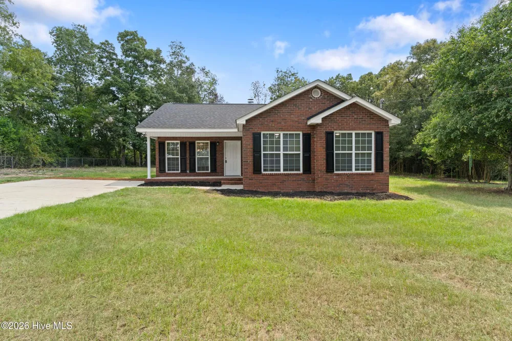 2136 Mims Road Hephzibah, GA 30815