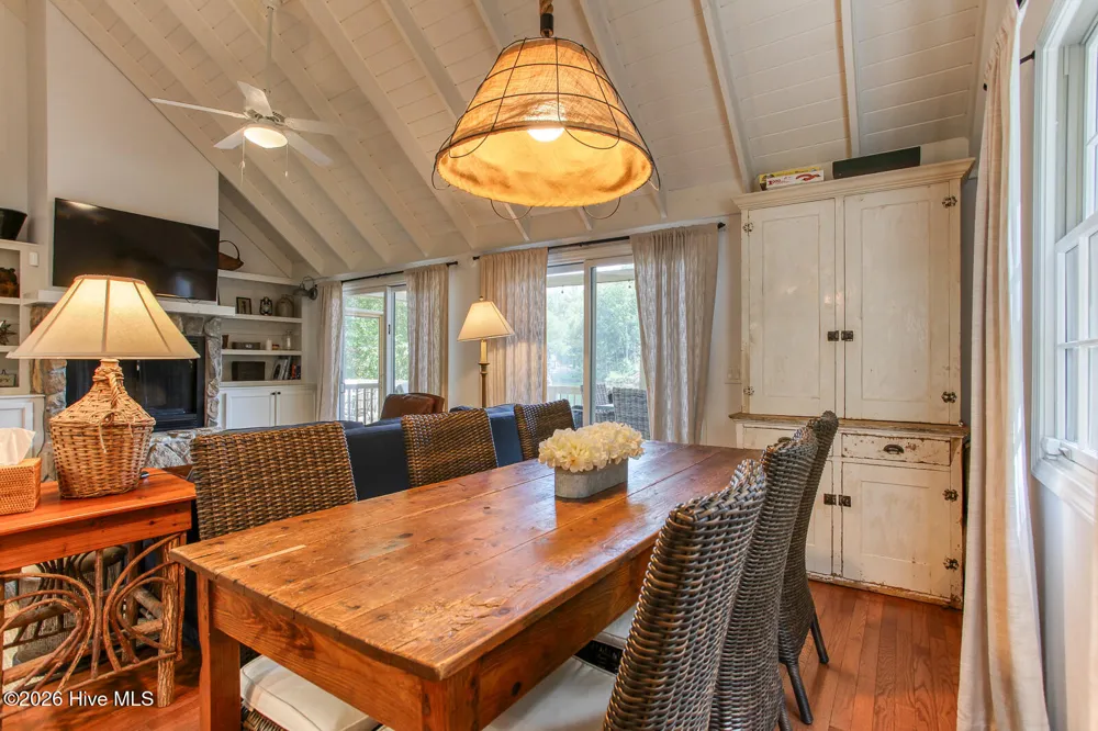 323 Cross Creek Road Robbinsville, NC 28771