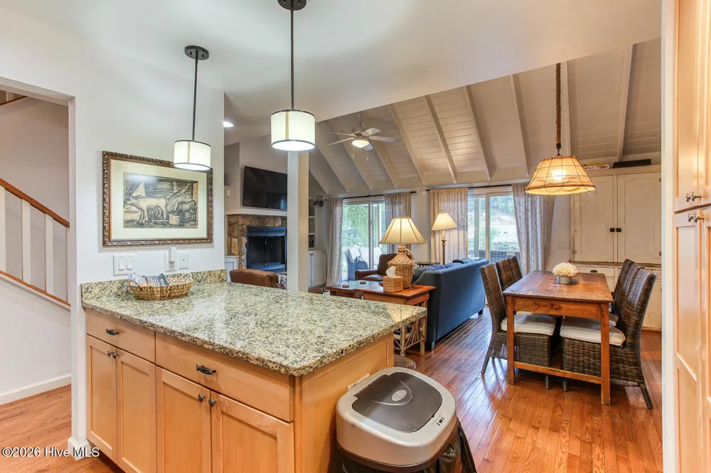 323 Cross Creek Road Robbinsville, NC 28771