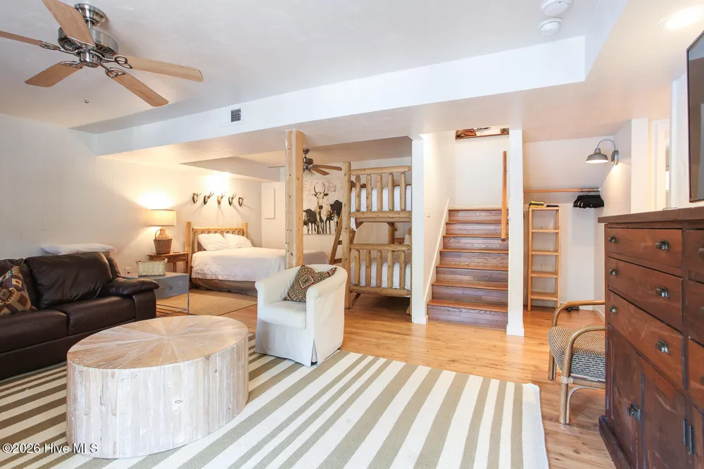 323 Cross Creek Road Robbinsville, NC 28771