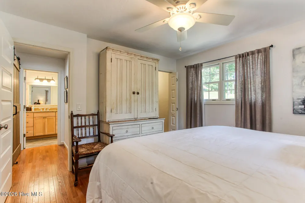 323 Cross Creek Road Robbinsville, NC 28771