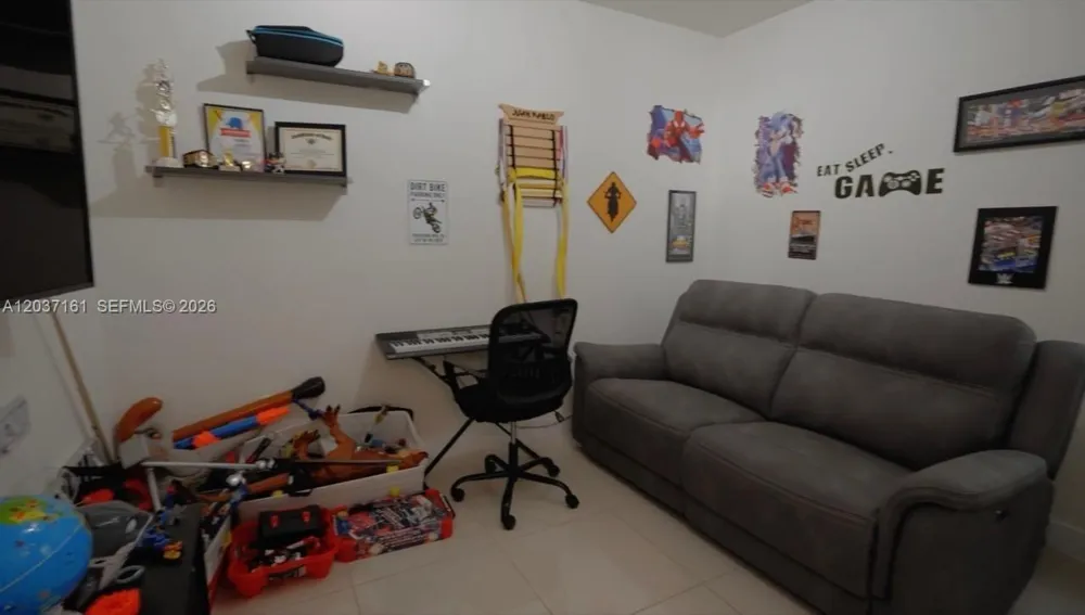 7661 NW 103rd Ct Doral, FL 33178