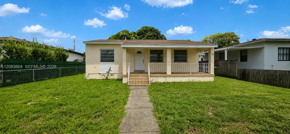 126 W 35th St Hialeah, FL 33012