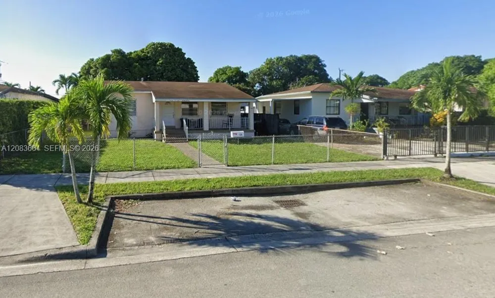 126 W 35th St Hialeah, FL 33012
