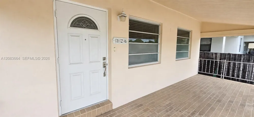 126 W 35th St Hialeah, FL 33012
