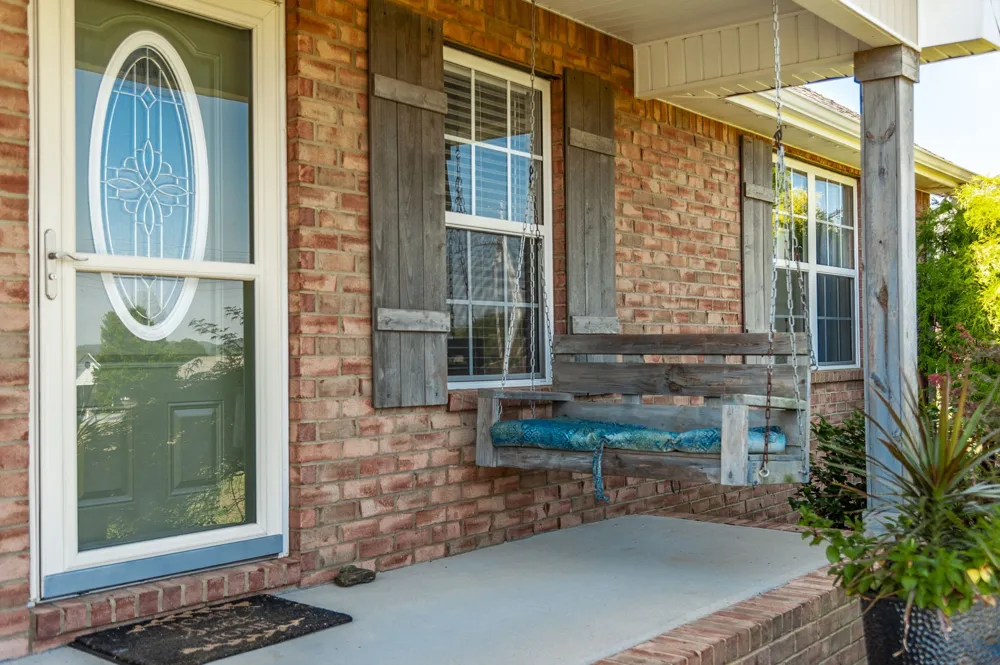 1008 Spire Way Dr Castalian Springs, TN 37031