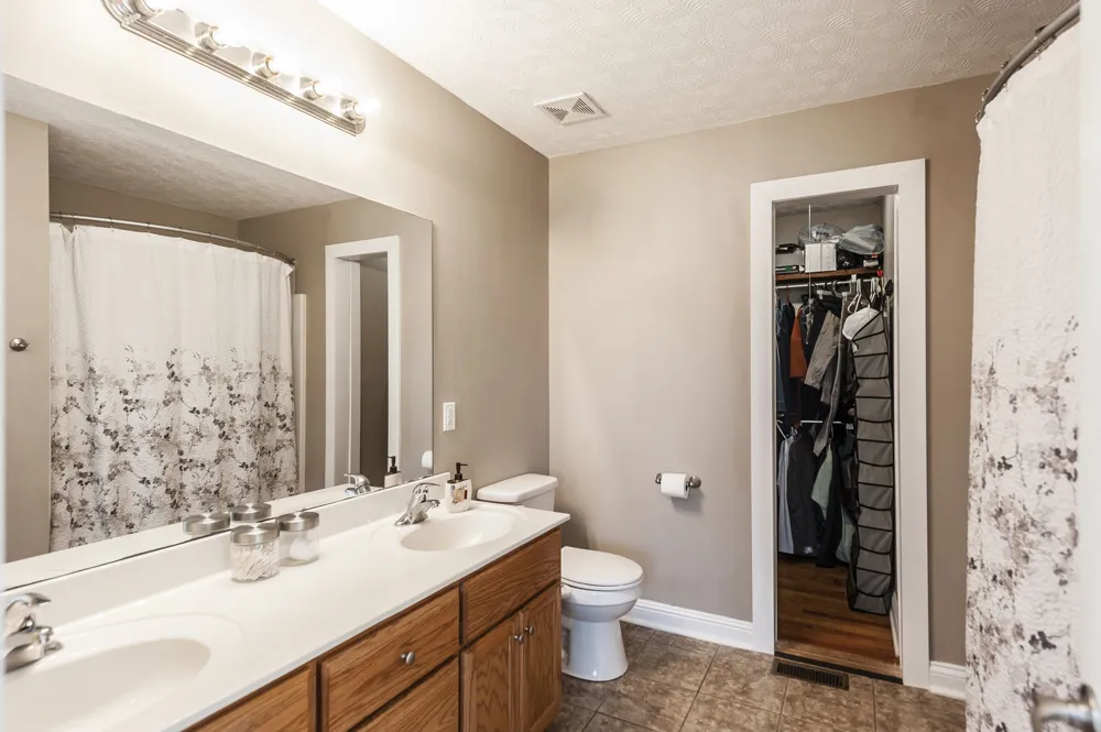 1008 Spire Way Dr Castalian Springs, TN 37031