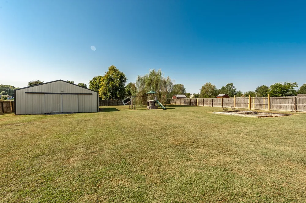 1008 Spire Way Dr Castalian Springs, TN 37031