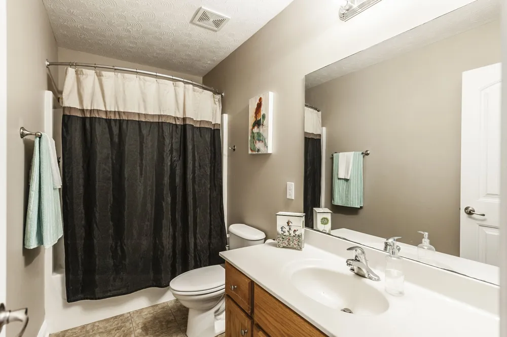 1008 Spire Way Dr Castalian Springs, TN 37031