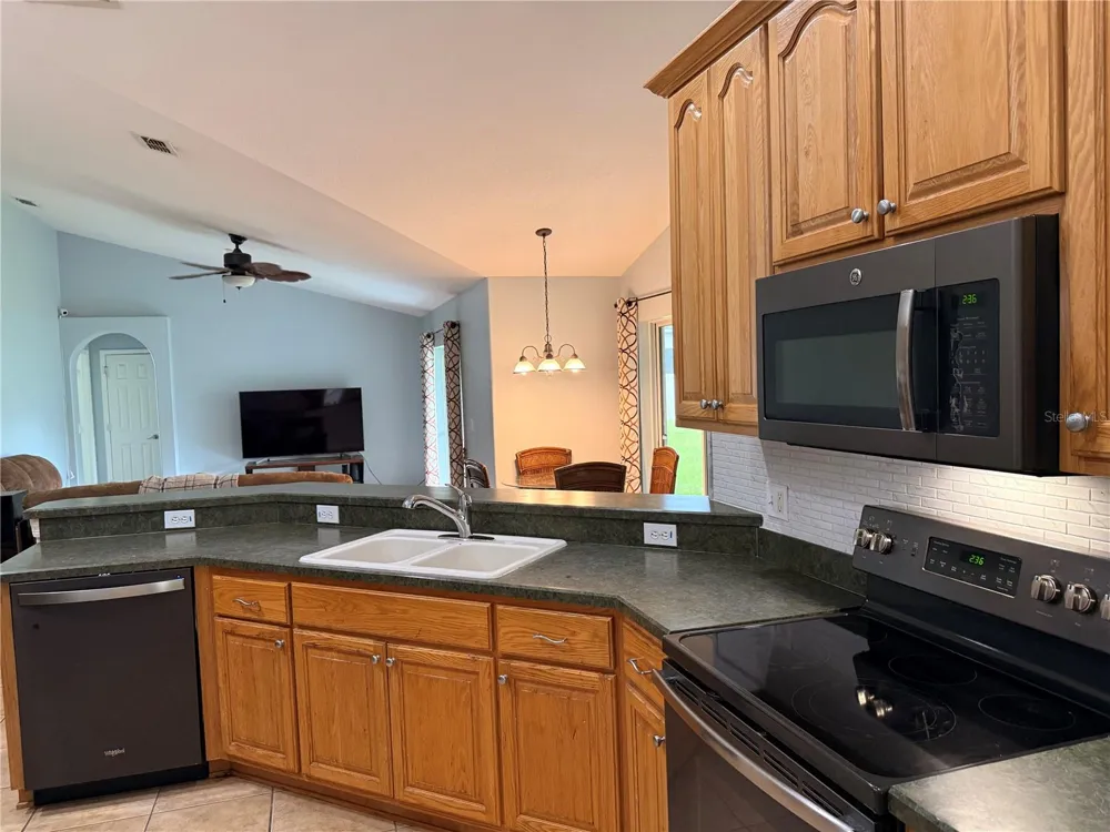 1000 SENECA TRAIL St Cloud, FL 34772
