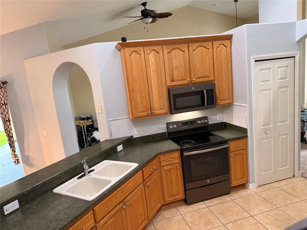 1000 SENECA TRAIL St Cloud, FL 34772