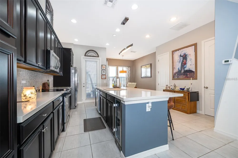 727 CATALONIA COVE Oviedo, FL 32765