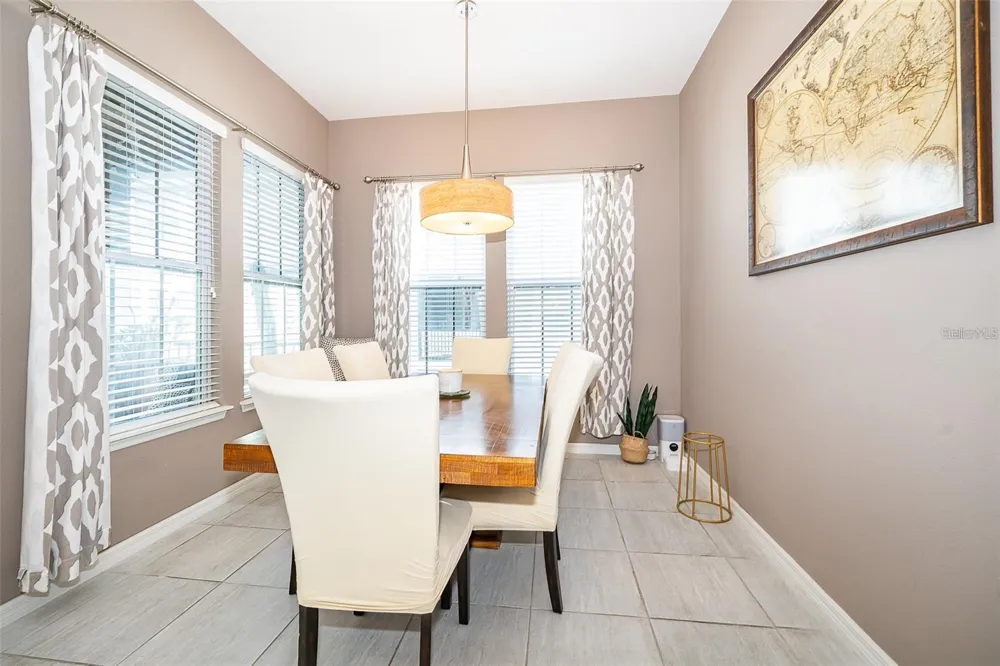 727 CATALONIA COVE Oviedo, FL 32765
