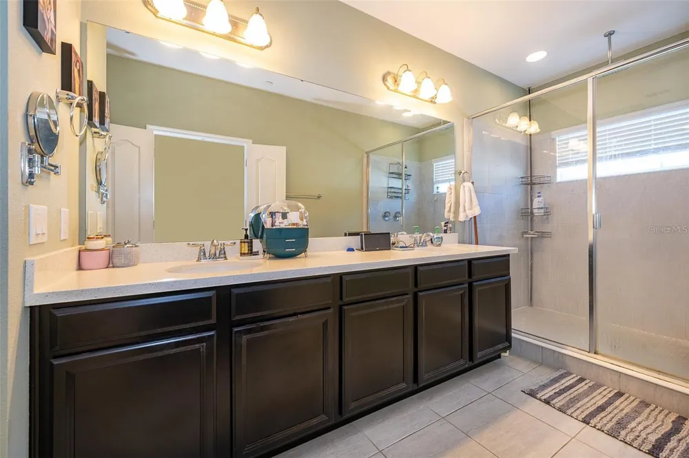 727 CATALONIA COVE Oviedo, FL 32765