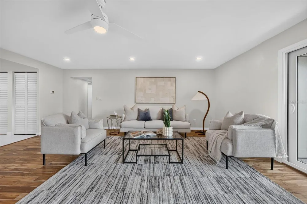 105 4TH AVENUE NE #529 St Petersburg, FL 33701