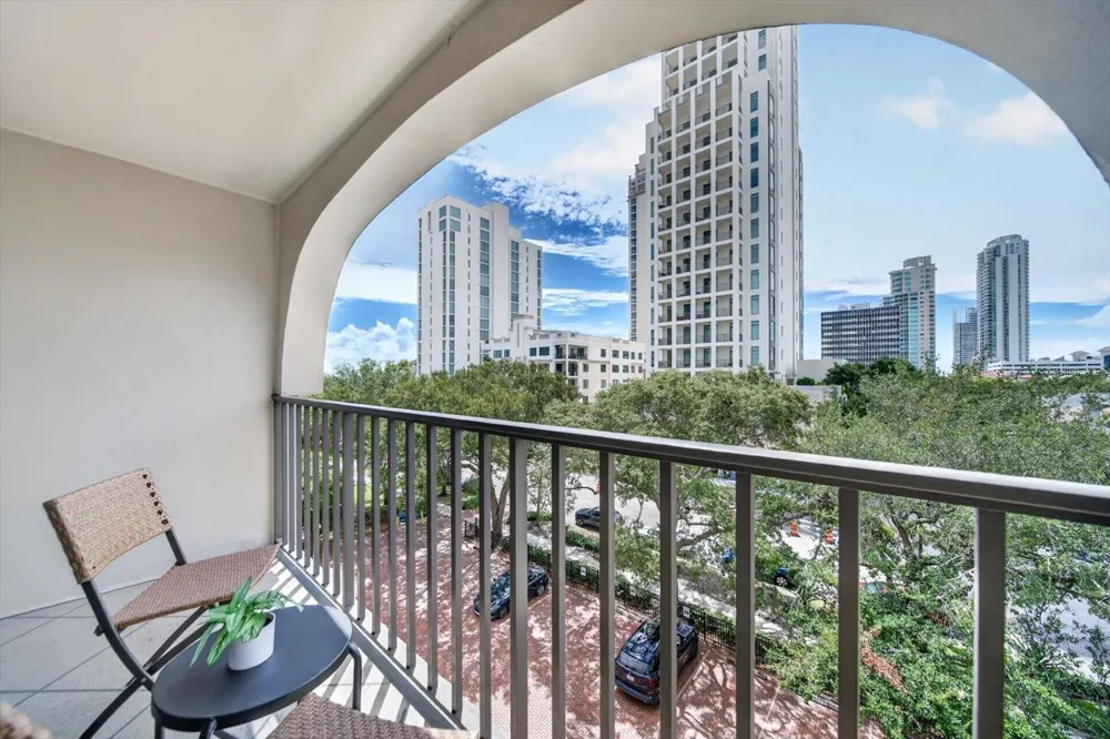 105 4TH AVENUE NE #529 St Petersburg, FL 33701