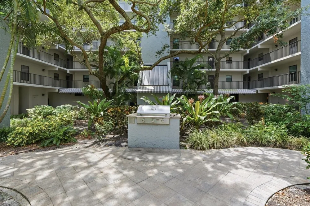 105 4TH AVENUE NE #529 St Petersburg, FL 33701