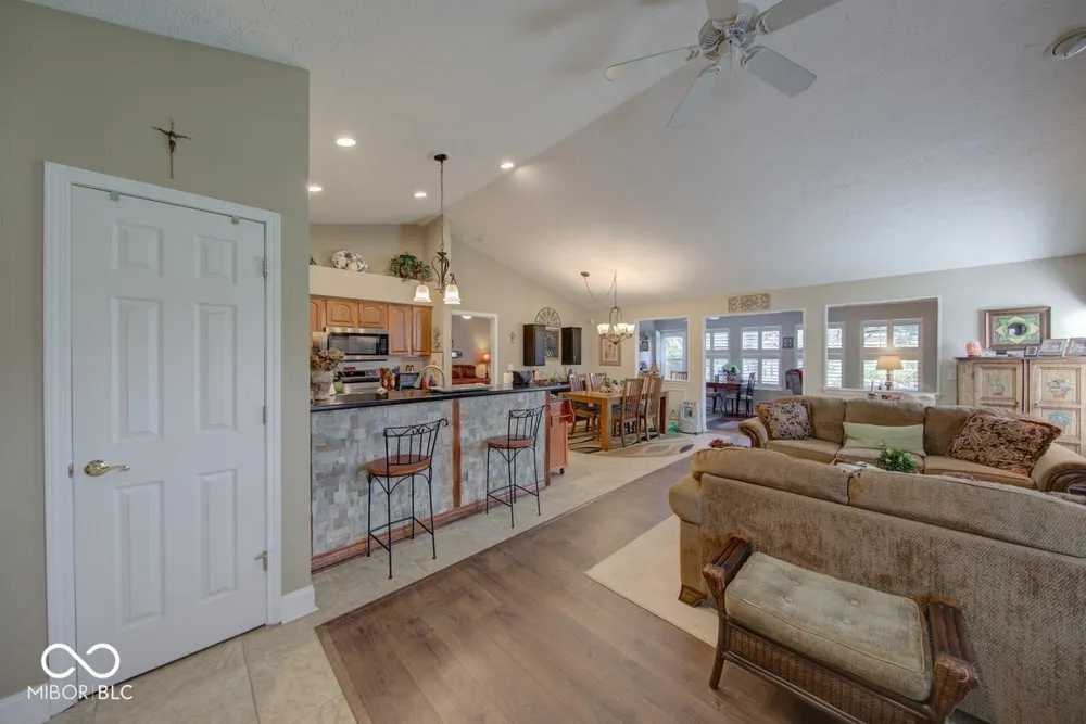 2981 Beckenham Way Greenwood, IN 46143