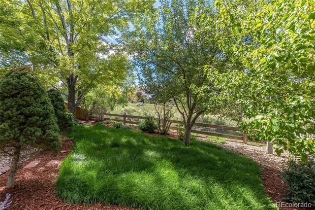 9455 Autumn Ash Place Highlands Ranch, CO 80126
