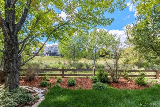 9455 Autumn Ash Place Highlands Ranch, CO 80126