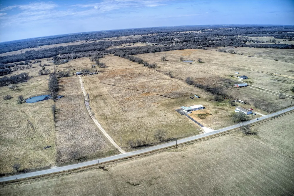 5355 County Road 120 Wills Point, TX 75169