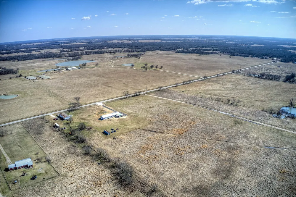 5355 County Road 120 Wills Point, TX 75169