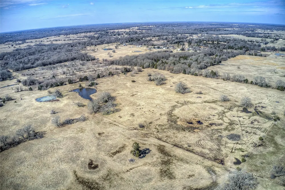 5355 County Road 120 Wills Point, TX 75169