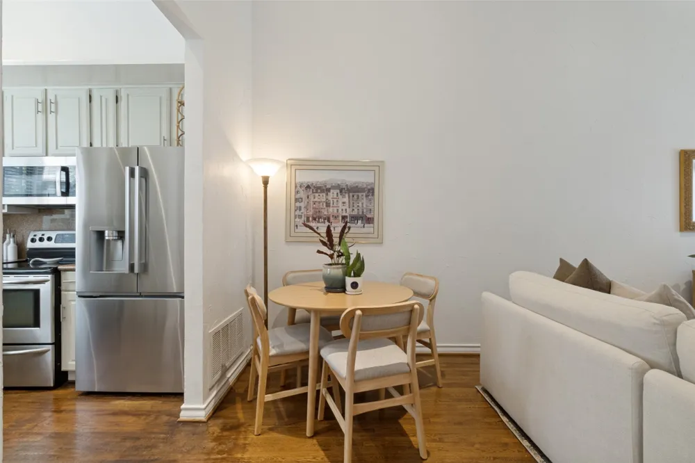 4231 Holland Avenue #D Dallas, TX 75219