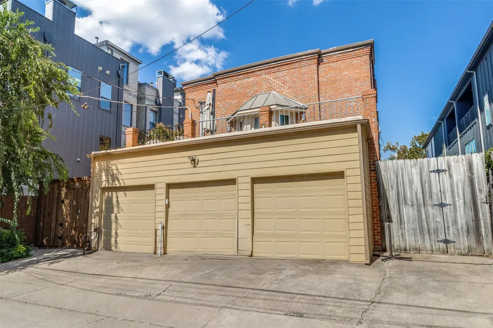 4231 Holland Avenue #D Dallas, TX 75219