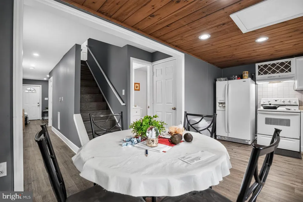 1024 MOUNT HOLLY ROAD Edgewater Park, NJ 08010