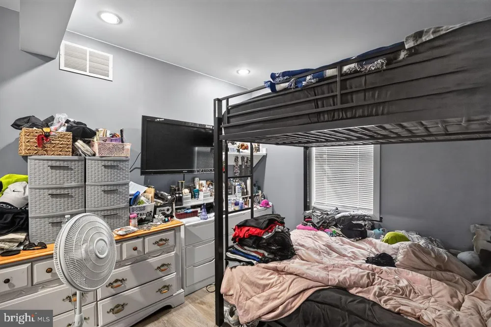 1024 MOUNT HOLLY ROAD Edgewater Park, NJ 08010