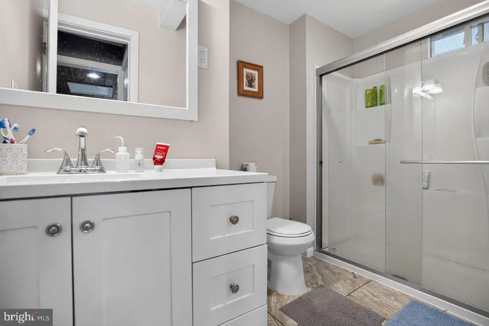 1024 MOUNT HOLLY ROAD Edgewater Park, NJ 08010